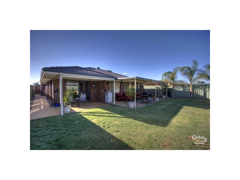 29 Fruit Tree Crescent, Forrestfield WA 6058