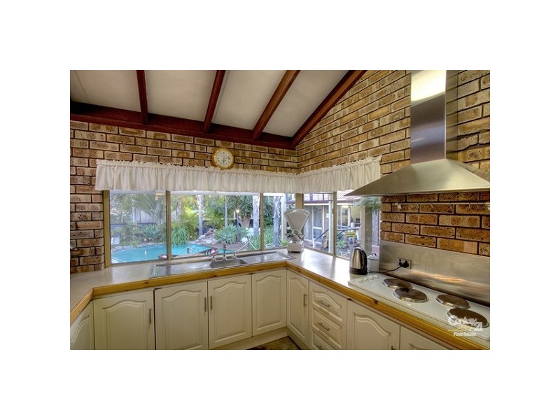 76 Strelitzia Avenue, Forrestfield WA 6058