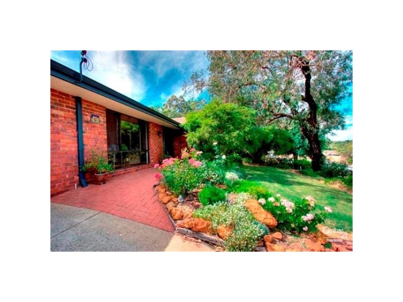 23 Baronet Road, Lesmurdie WA 6076