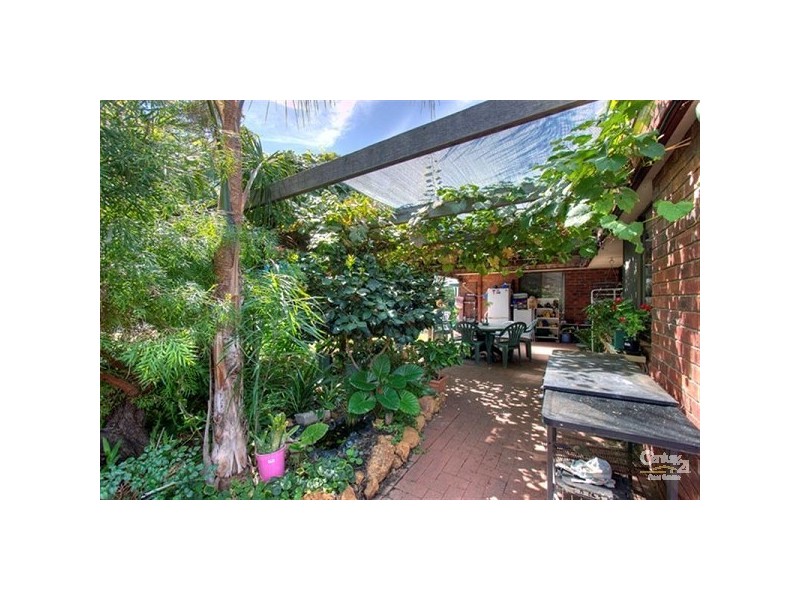 23 Baronet Road, Lesmurdie WA 6076