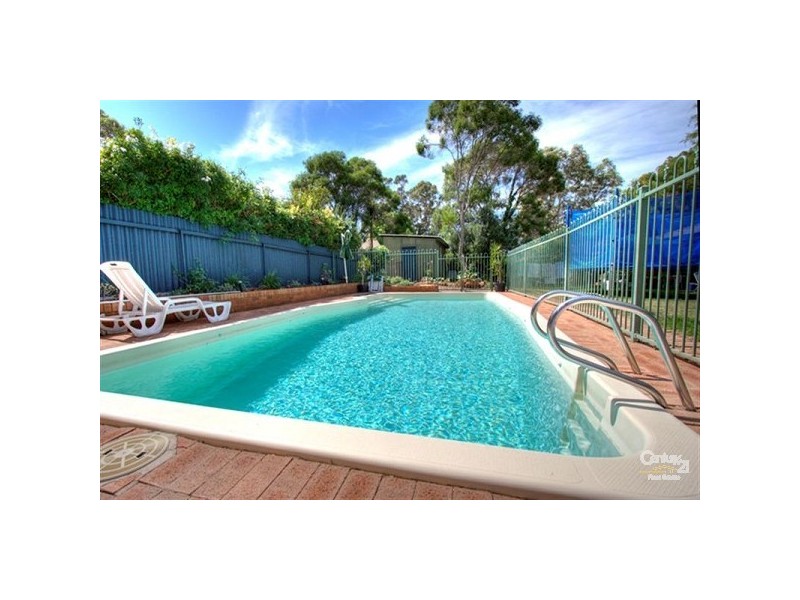 23 Baronet Road, Lesmurdie WA 6076