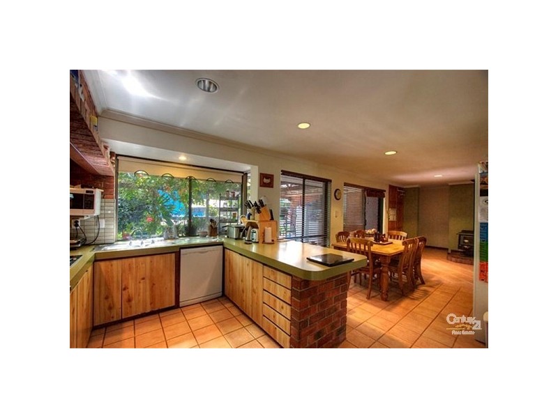 23 Baronet Road, Lesmurdie WA 6076