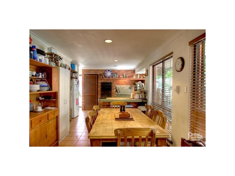 23 Baronet Road, Lesmurdie WA 6076