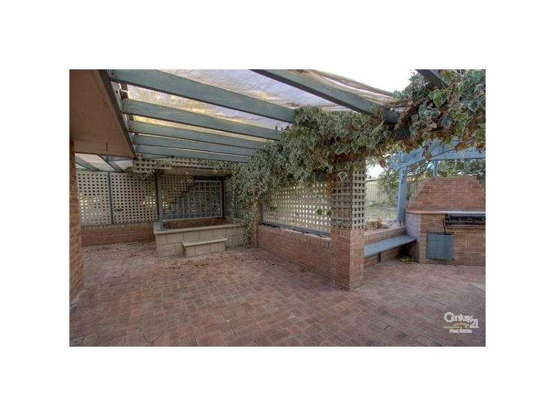 6 Truro Court, Yanchep WA 6035