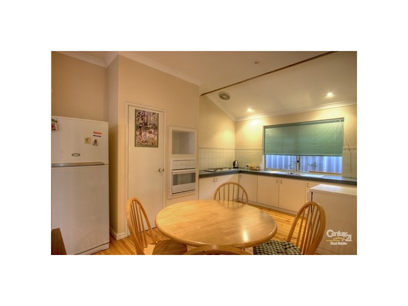 14 Camphora Mews, Helena Valley WA 6056