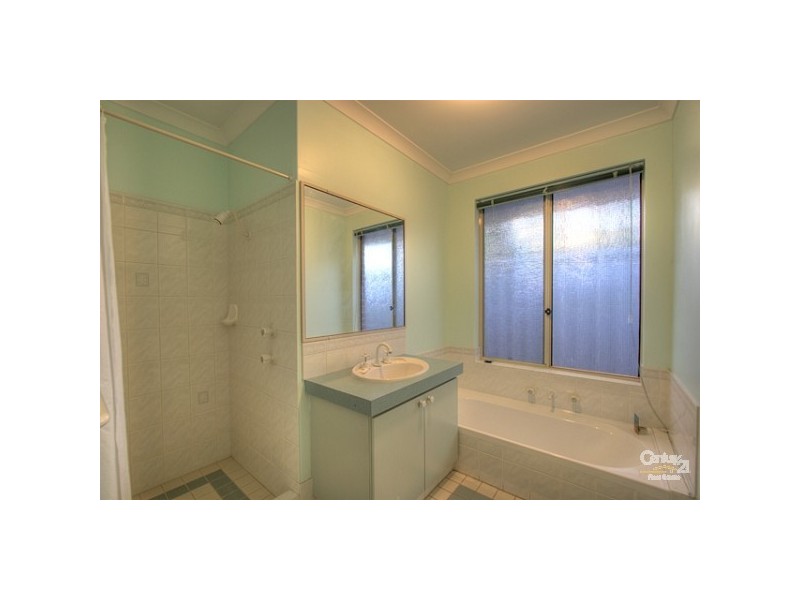 14 Camphora Mews, Helena Valley WA 6056