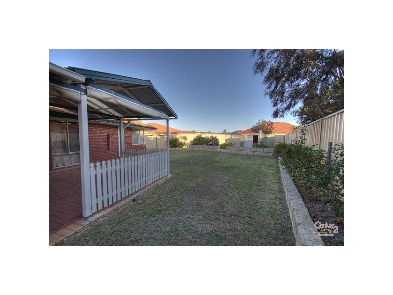 14 Camphora Mews, Helena Valley WA 6056