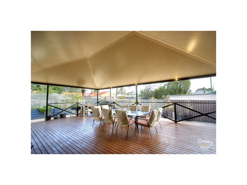 9 Mahonia Way, Forrestfield WA 6058