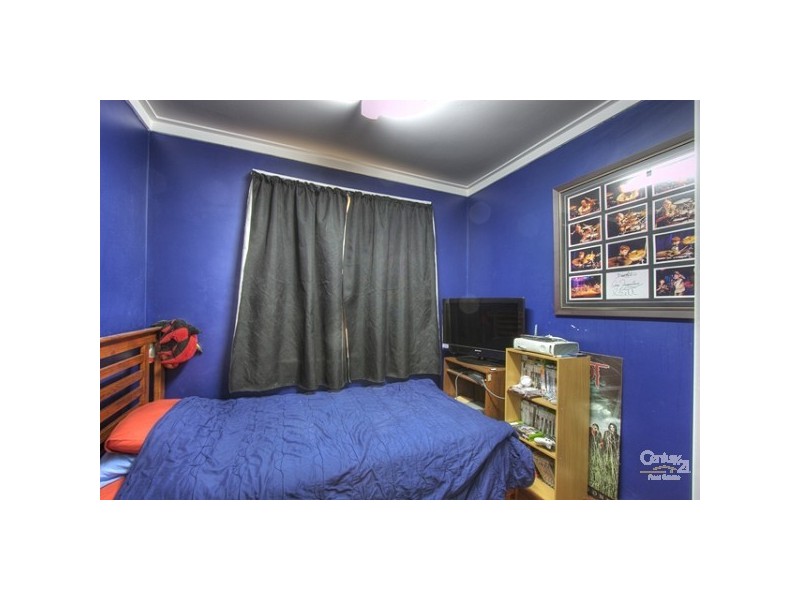 9 Mahonia Way, Forrestfield WA 6058