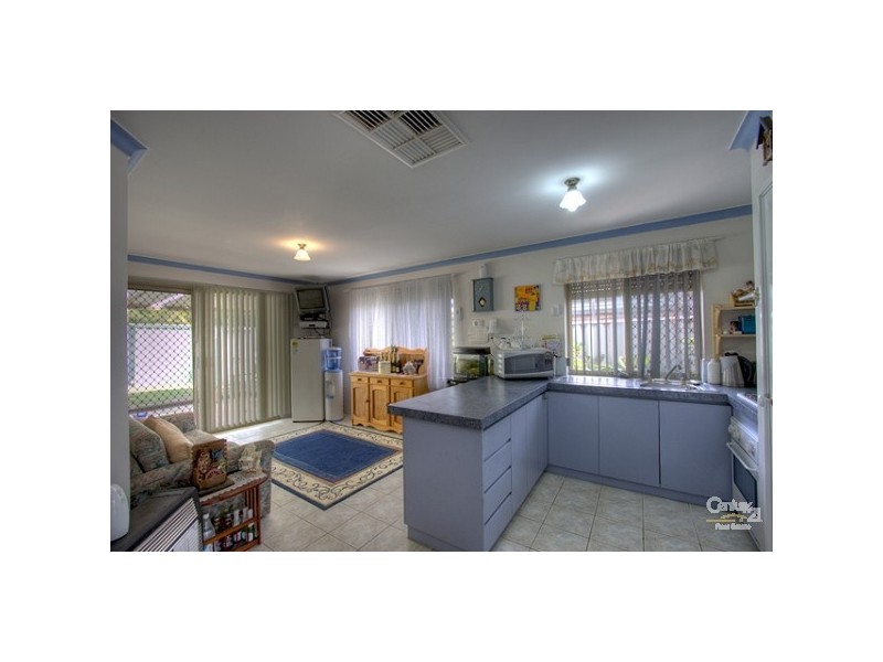 30 Dulverton Close, Stratton WA 6056