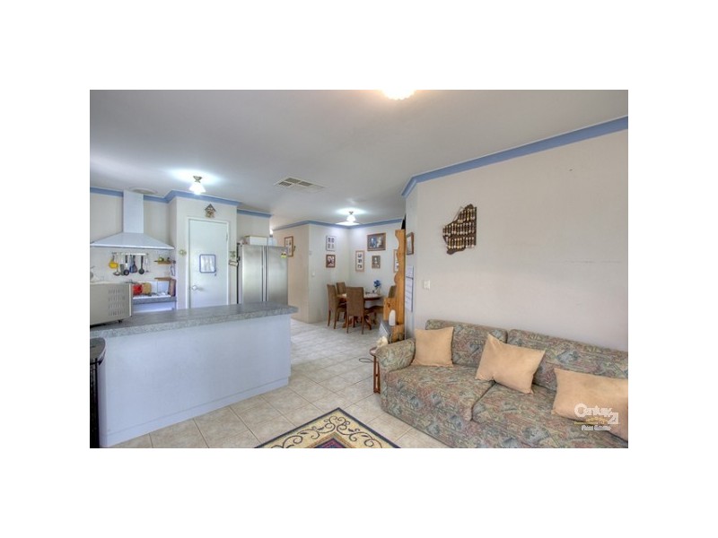 30 Dulverton Close, Stratton WA 6056