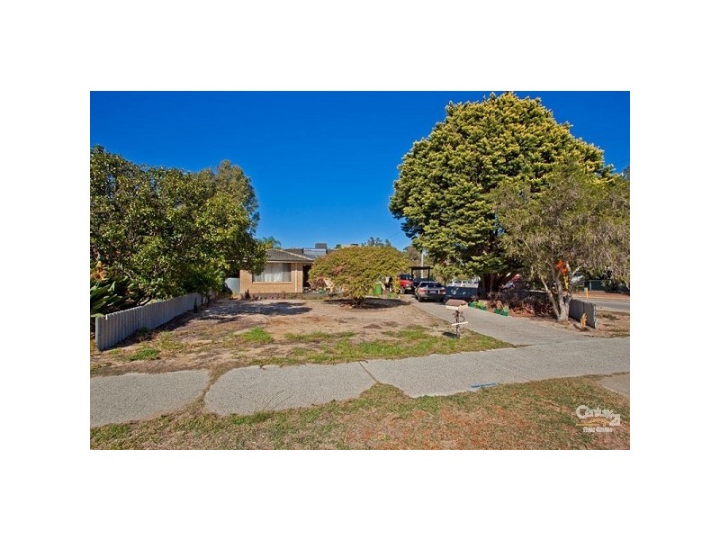 33 Sussex Road, Forrestfield WA 6058