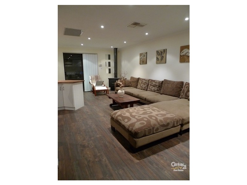 26 Sovereign Place, Forrestfield WA 6058