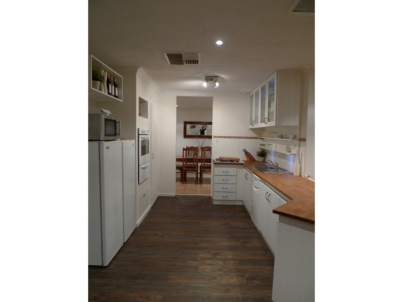 26 Sovereign Place, Forrestfield WA 6058