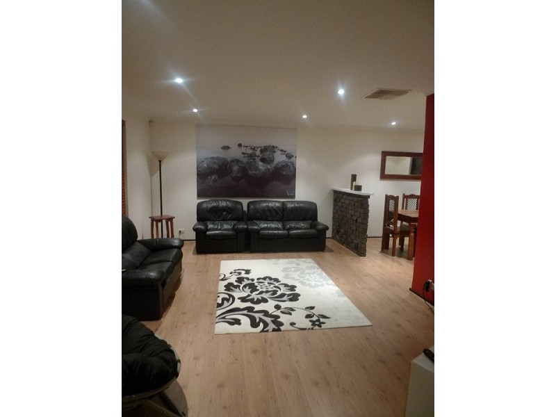 26 Sovereign Place, Forrestfield WA 6058