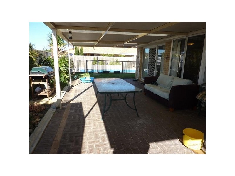 46 Magma Road, Wattle Grove WA 6107