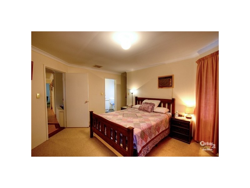 3 Agate Way, Maida Vale WA 6057