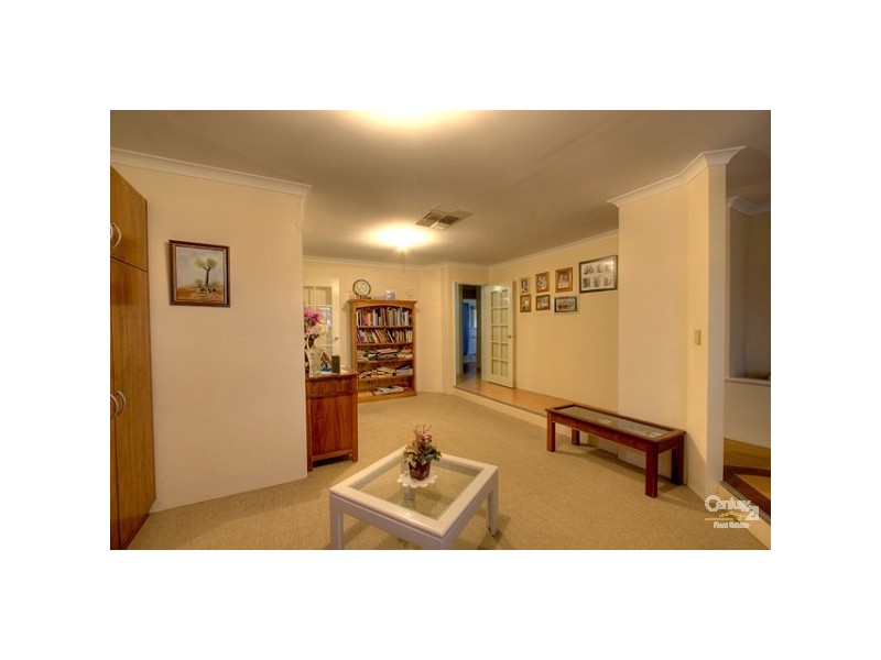 3 Agate Way, Maida Vale WA 6057