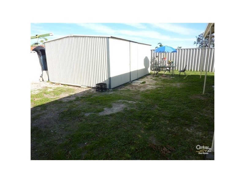 8 Flowerwood Way, Huntingdale WA 6110