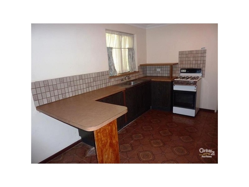 2 Diosma Way, Forrestfield WA 6058