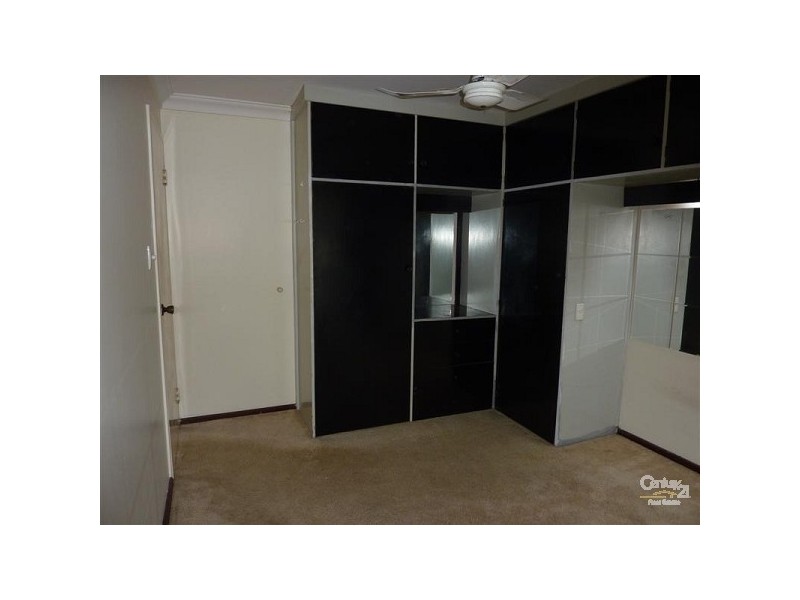 2 Diosma Way, Forrestfield WA 6058