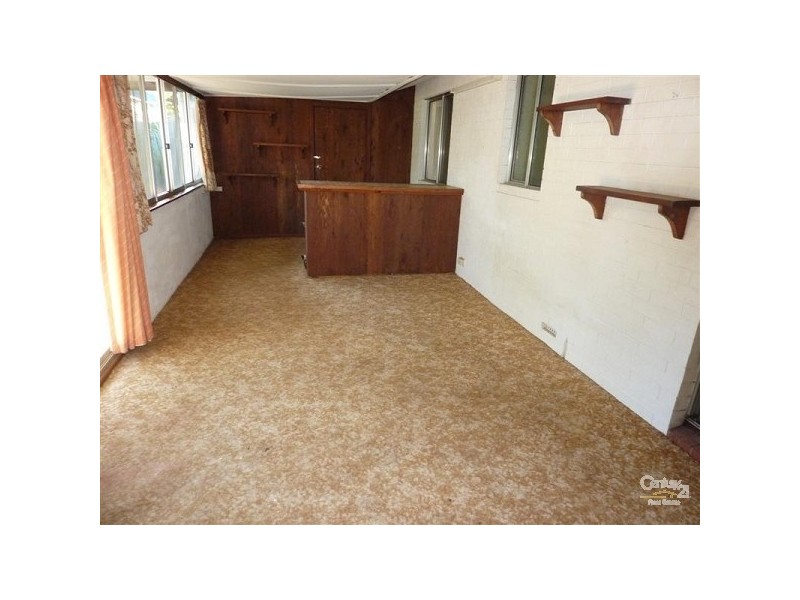 2 Diosma Way, Forrestfield WA 6058