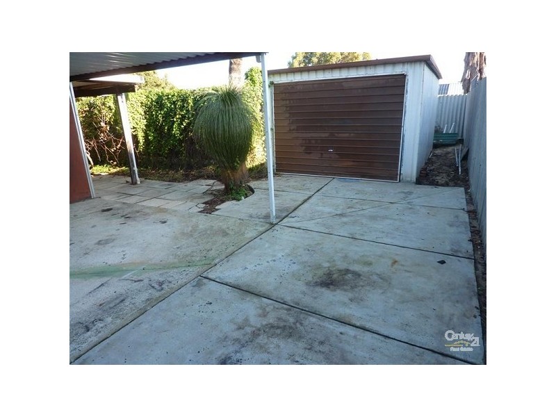 2 Diosma Way, Forrestfield WA 6058