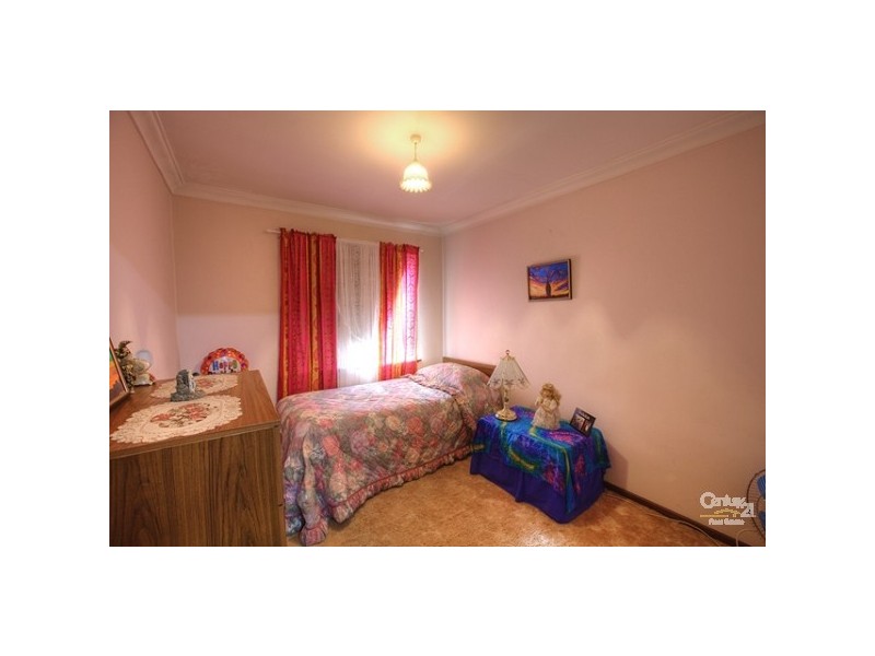 16 Allamanda Way, Forrestfield WA 6058