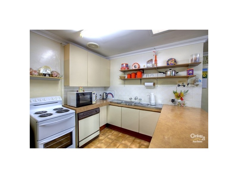 16 Allamanda Way, Forrestfield WA 6058