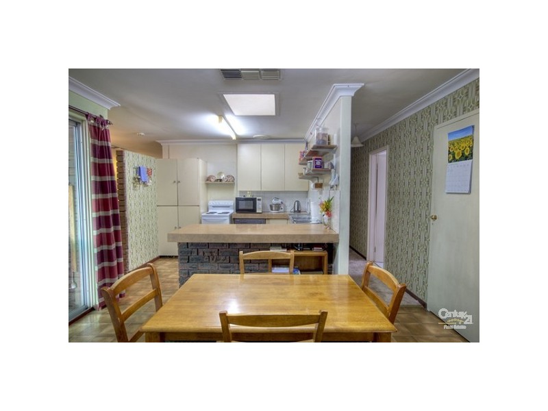 16 Allamanda Way, Forrestfield WA 6058