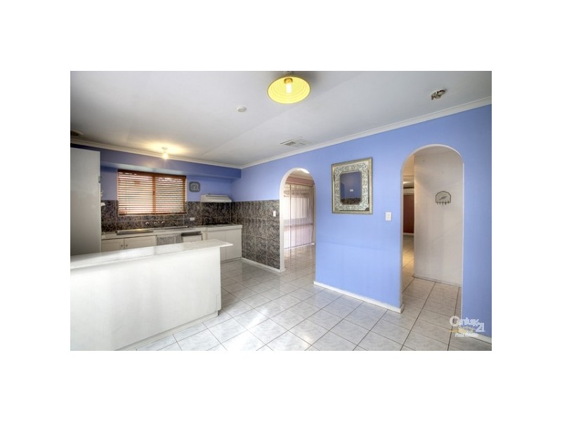 43 Anderson Road, Forrestfield WA 6058