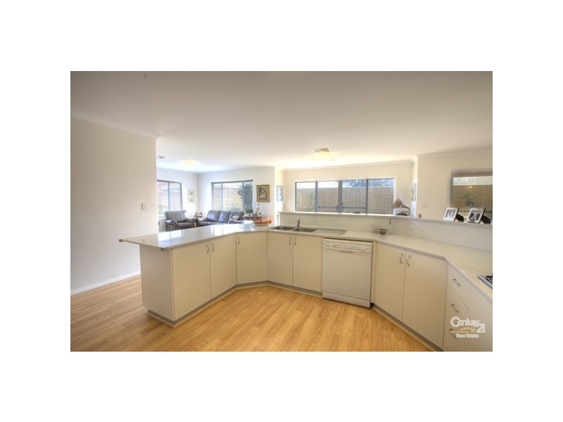 7 Delta Street, Wattle Grove WA 6107