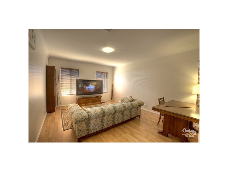 7 Delta Street, Wattle Grove WA 6107