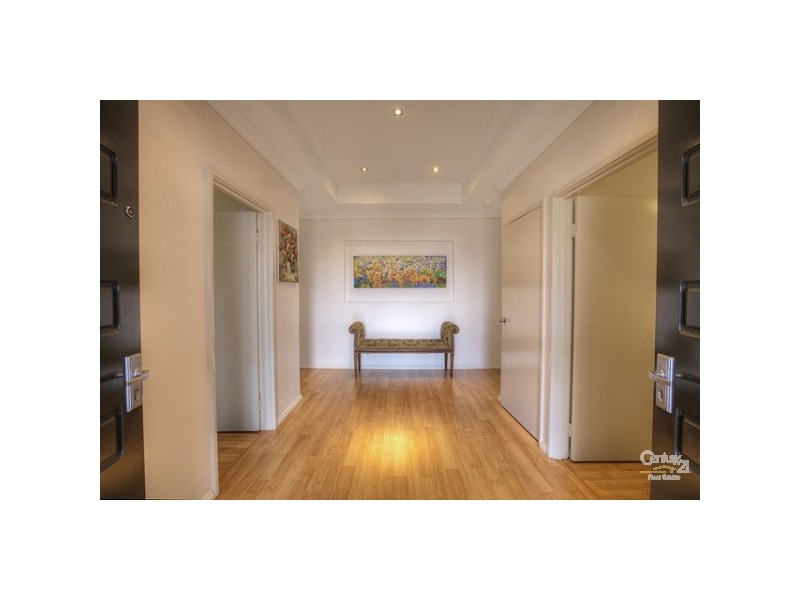 7 Delta Street, Wattle Grove WA 6107