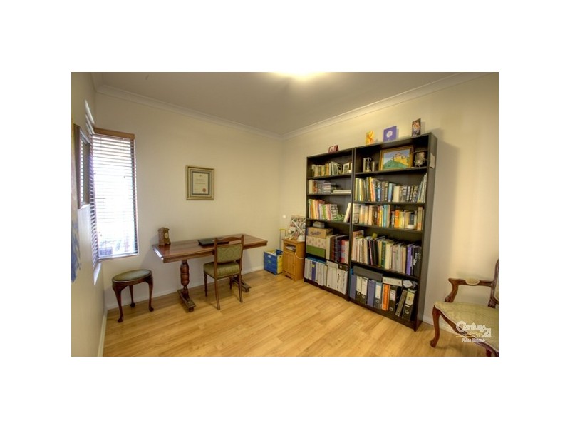 7 Delta Street, Wattle Grove WA 6107