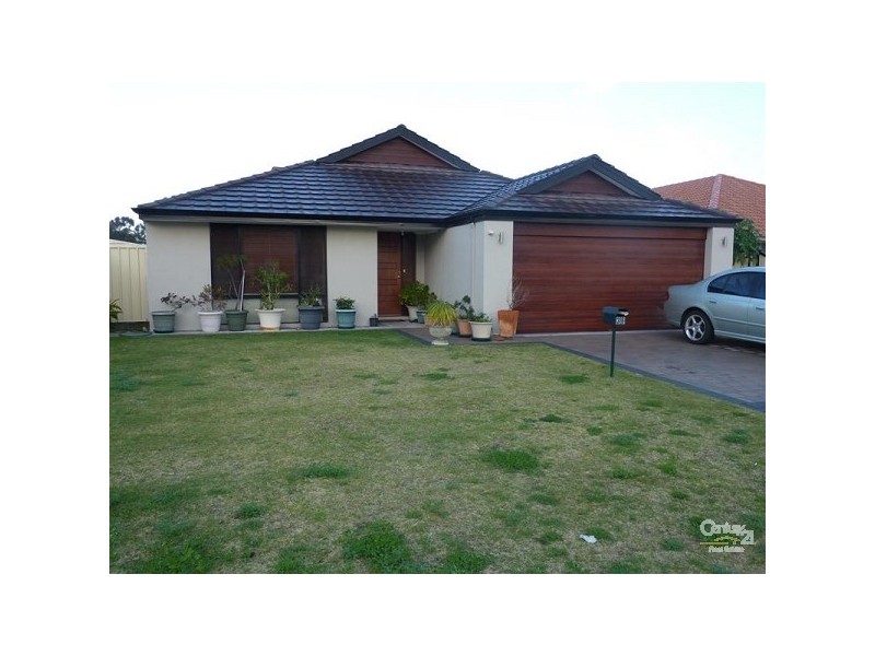 38 Brittain Road, Wattle Grove WA 6107