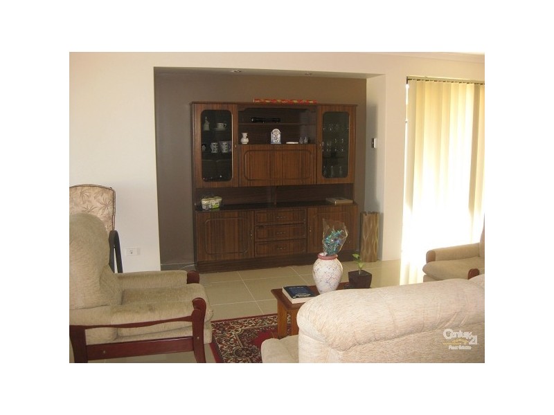 38 Brittain Road, Wattle Grove WA 6107