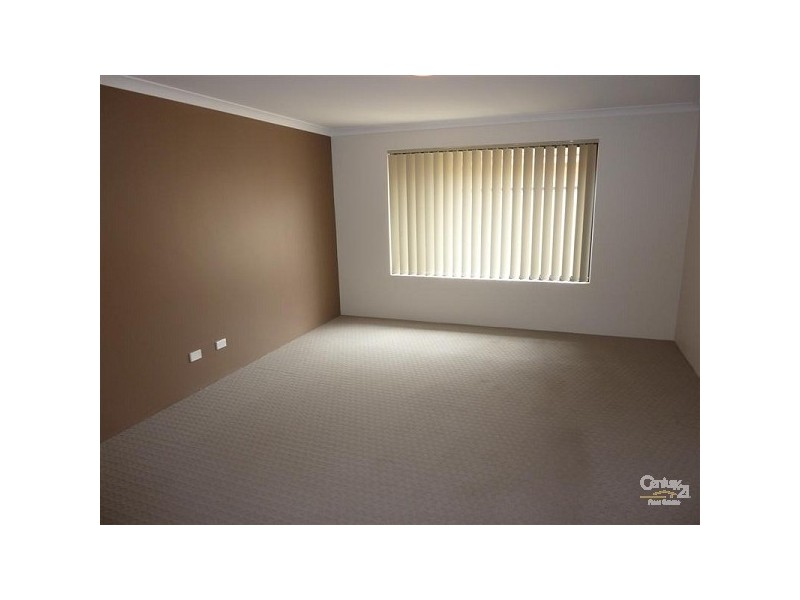 38 Brittain Road, Wattle Grove WA 6107