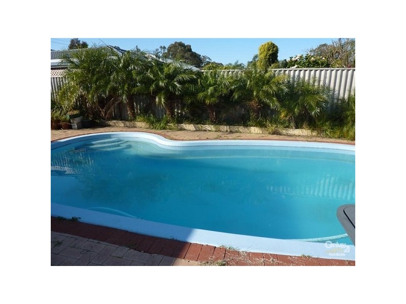 37 Hicks Street, Forrestfield WA 6058