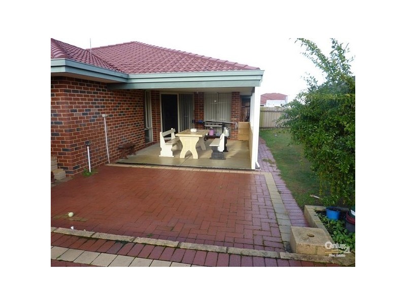 19 Mandon Street, Forrestfield WA 6058