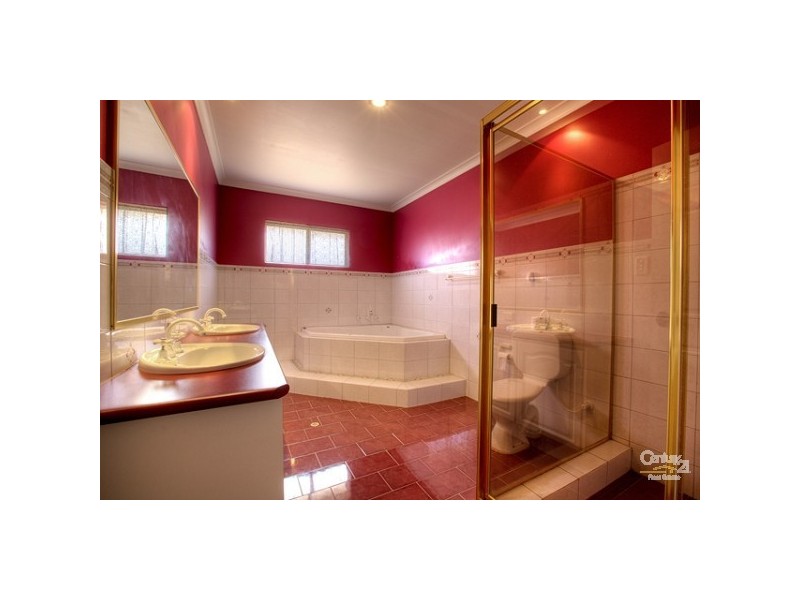 108 Talbot Road, Swan View WA 6056