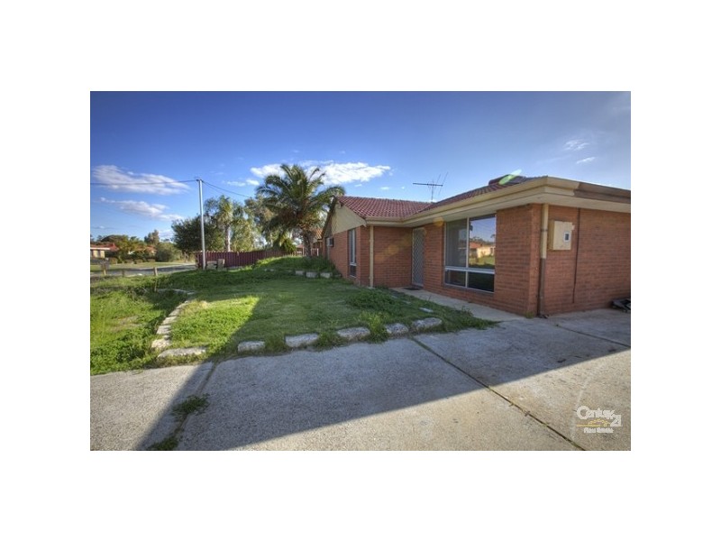26 Agincourt Drive, Forrestfield WA 6058
