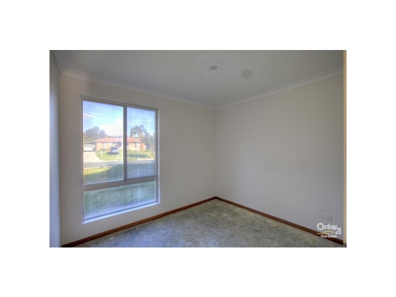 26 Agincourt Drive, Forrestfield WA 6058