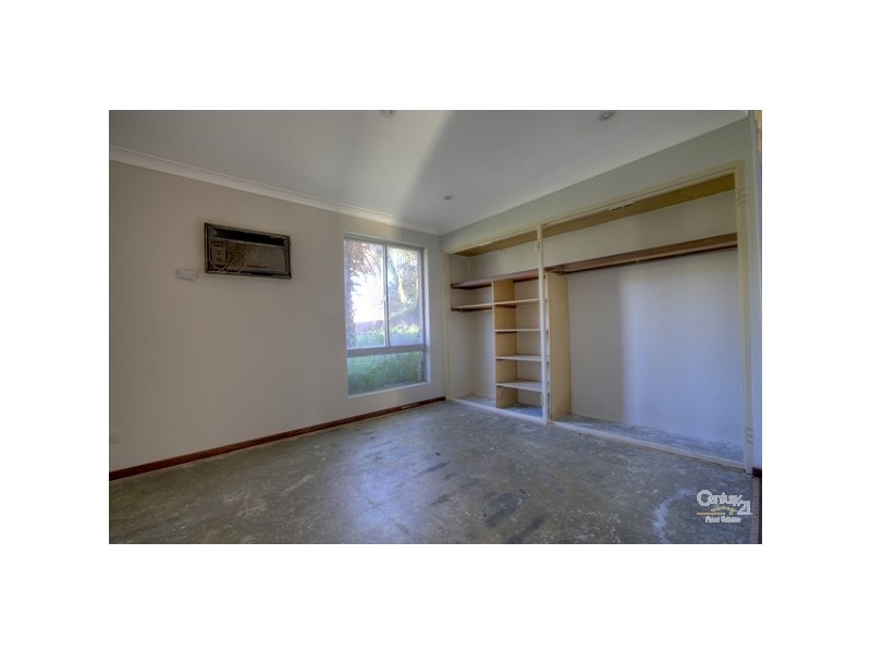 26 Agincourt Drive, Forrestfield WA 6058