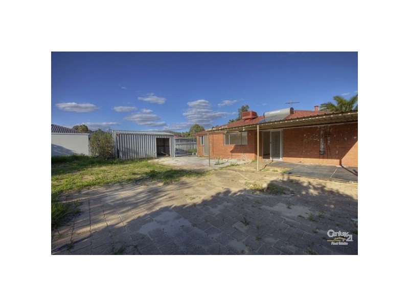 26 Agincourt Drive, Forrestfield WA 6058