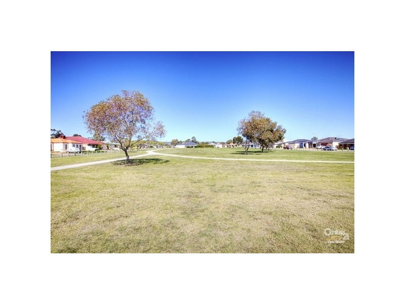 107 Fruit Tree Crescent, Forrestfield WA 6058