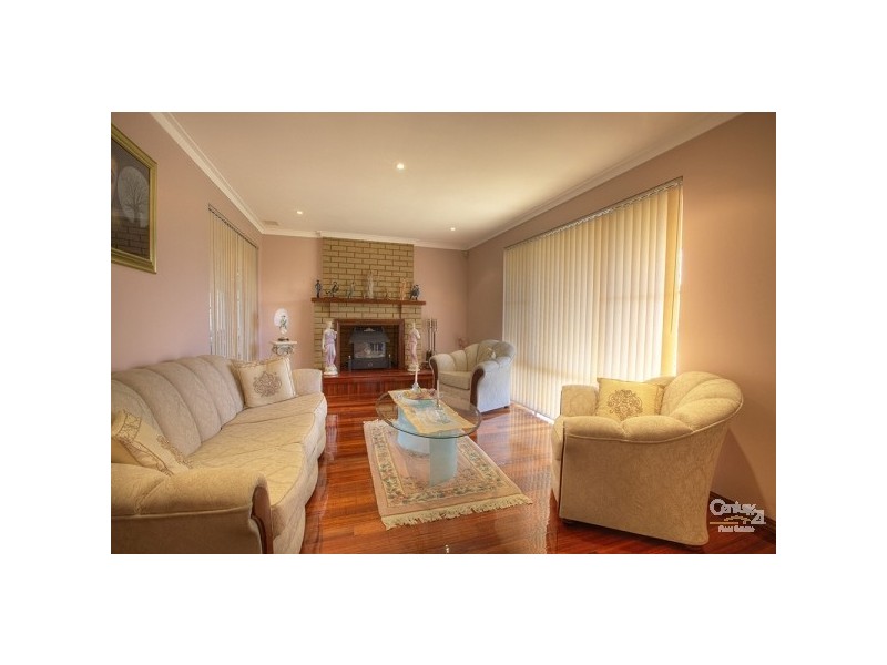 20 Redgum Court, Thornlie WA 6108