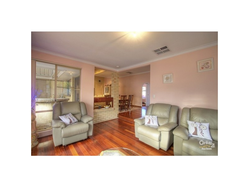 20 Redgum Court, Thornlie WA 6108