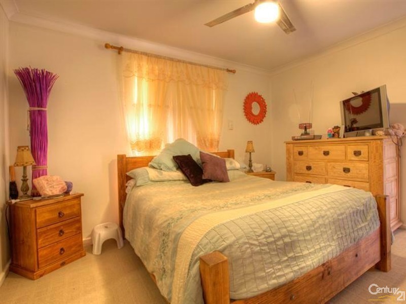 224 Dawson Avenue, Forrestfield WA 6058