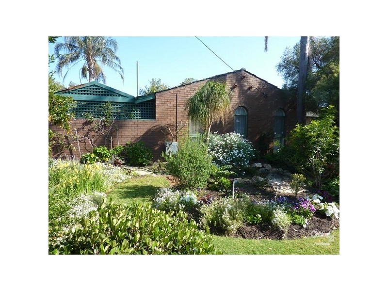 4 Jacobina Way, Forrestfield WA 6058
